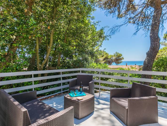 Appartamento per 3 persone, con Terrazza e Giardino a Castiglioncello