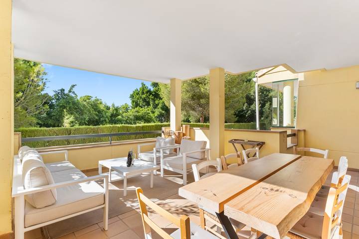 Ganze Wohnung, Apartment 'Ra Sol' mit Gemeinschaftspool, WLAN und Klimaanlage in Campoamor Golf, Orihuela