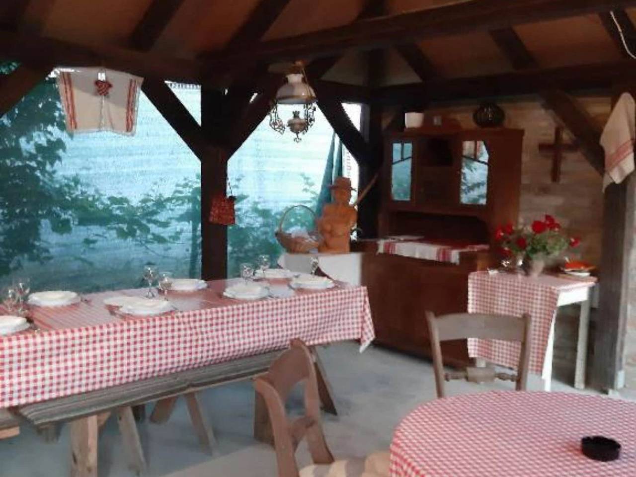 Ganze Wohnung, One Bedroom Apartment with Balcony in Draž, Osijek-Baranja