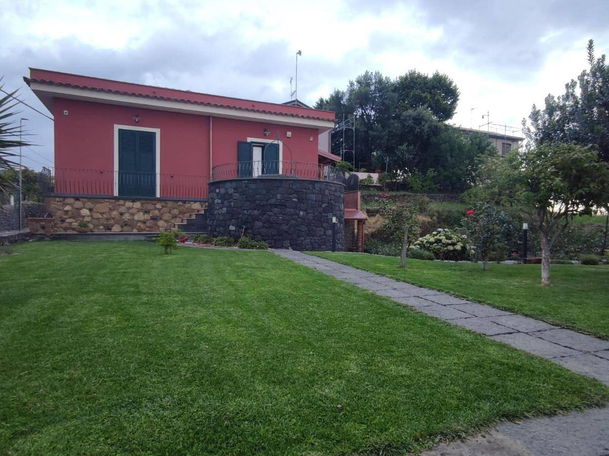 Villino Al Castagno in Sant'Alfio, Sant'Alfio (comune)