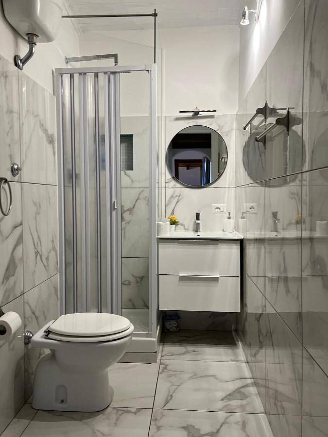 Relax private villa and car park lago nemi in Velletri, Castelli Romani