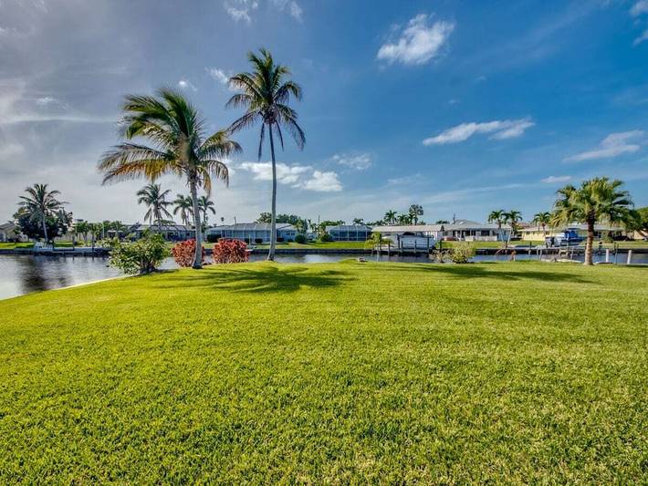Villa Pinecrest in Cape Coral, Southwest Florida