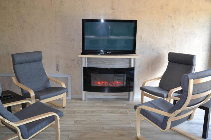 Location de vacances pour 4 personnes, avec vue et jardin à Salles-la-Source - 4