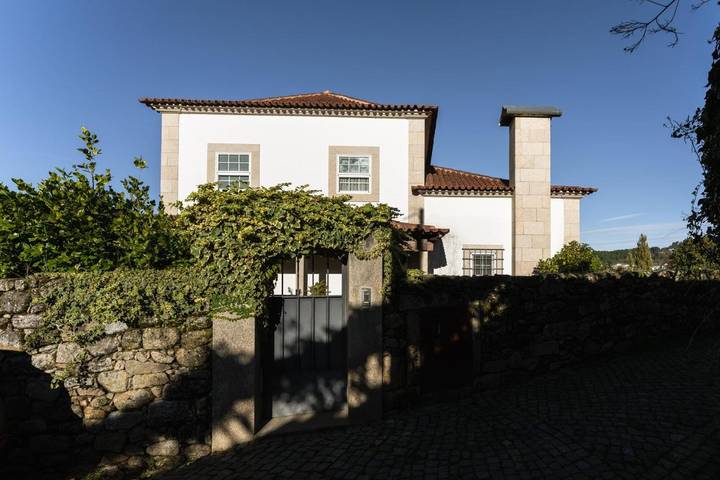 Pousada para 16 pessoas, com jardim e vista e ainda piscina - 1