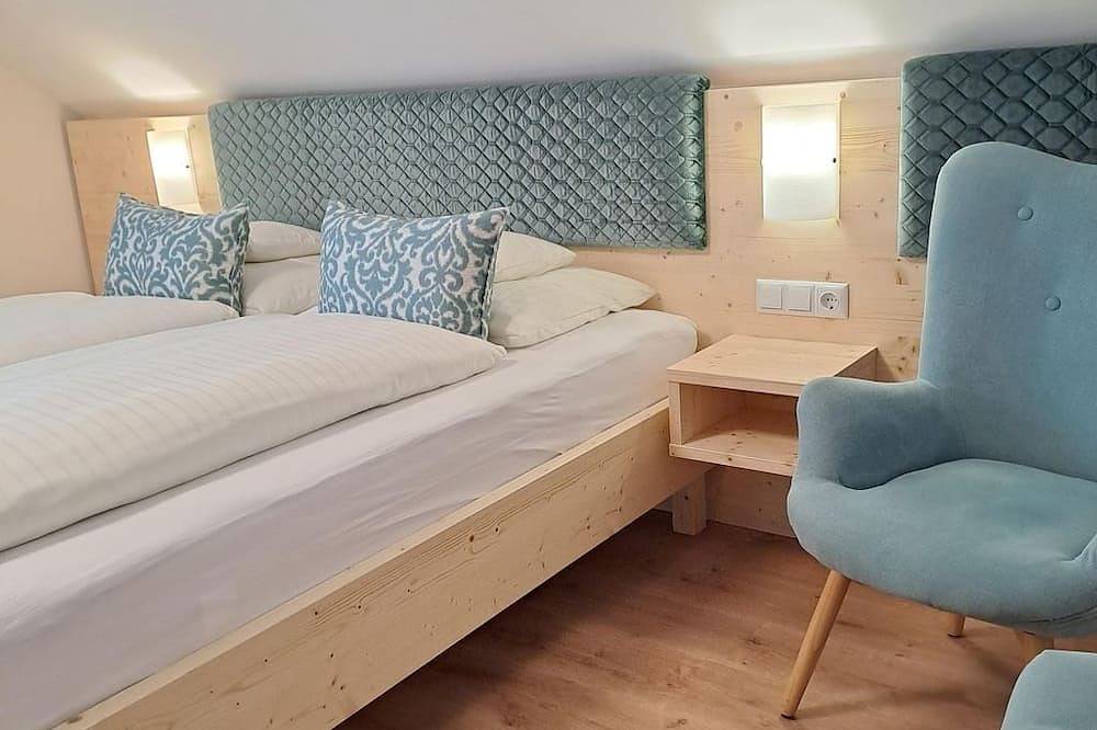 Doppelzimmer - Glatz \"Haus Siegesbrunn\" in Bad Waltersdorf, Steirerland
