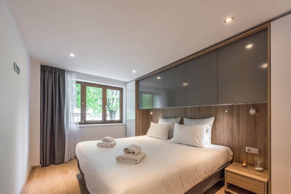 Entire apartment, Ipe - Modern apartment with spa and fitness room in Montriond, Les Portes du Soleil