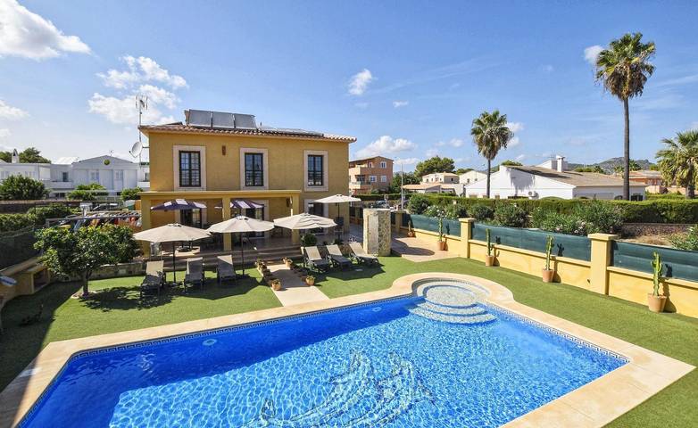 Ferienhaus für 8 Personen, mit Garten und Terrasse in Sa Coma