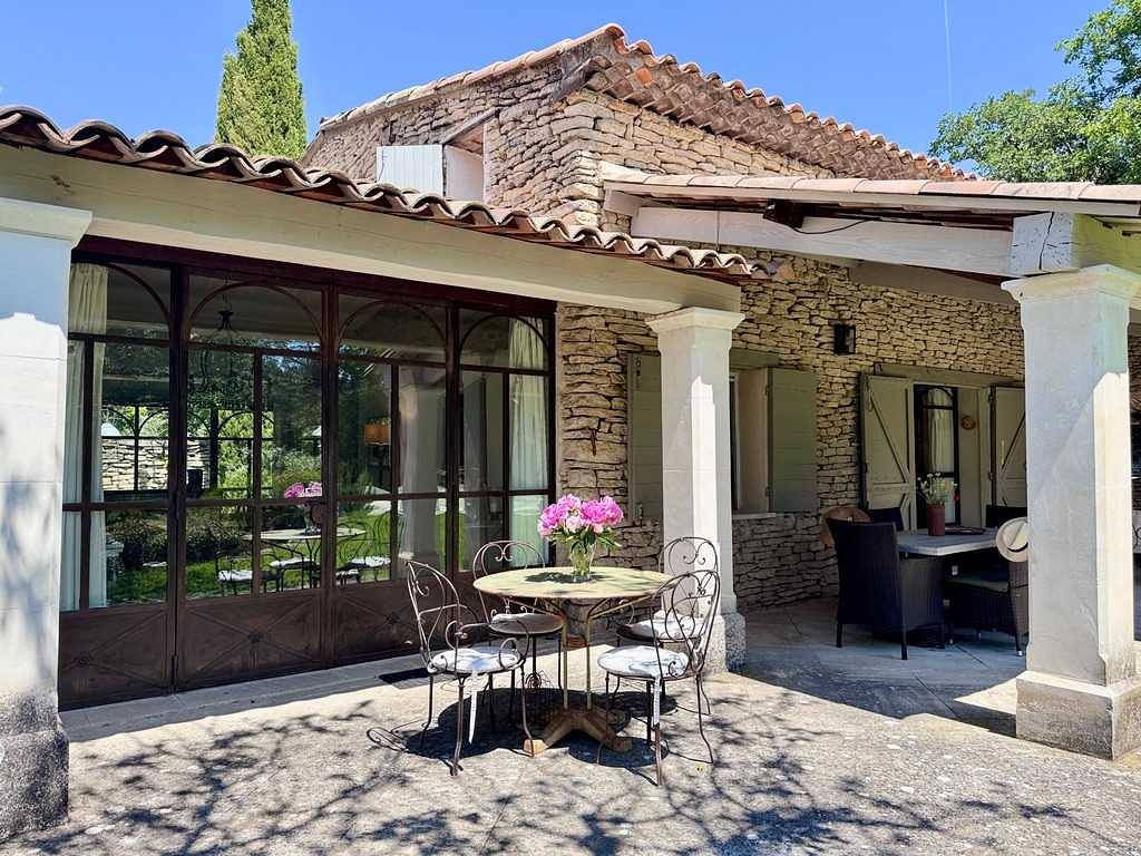 Provencal villa in the heart of the Luberon in Gordes, Parque natural regional del Luberon