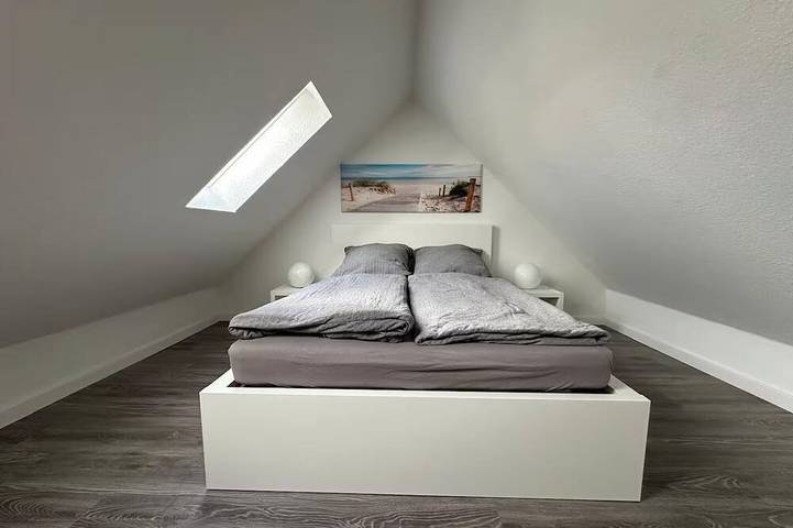 Ganze Wohnung, Zentrale Maisonette | Parkplatz | bis 4 Gäste in Chemnitz, Chemnitz und Umgebung
