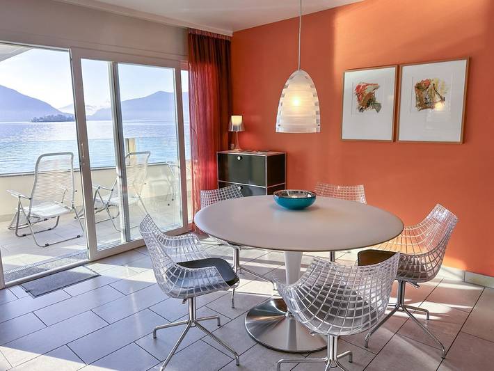 Appartement entier, Appartement de vacances pour 4 personnes avec terrasse in Alpes tessinoises