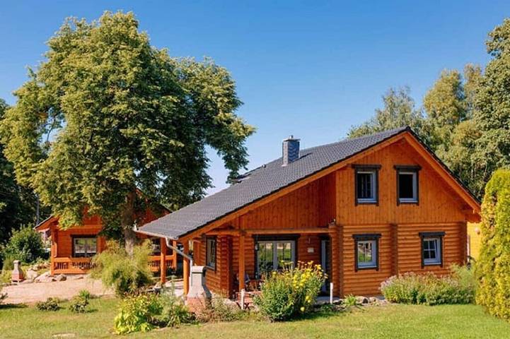 Ferienhaus für 8 Personen, mit Whirlpool und Sauna sowie Garten, mit Haustier in Elbingerode