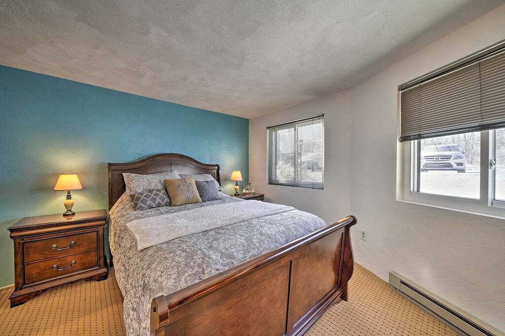 Ganze Wohnung, Idyllic Somerset Condo: Ski, Hike & Relax! in Hidden Valley, Pennsylvania