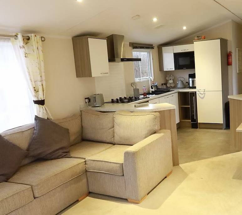 Ty Newydd Leisure Park 2-Bed Caravan, Sleeps 6 in Red Wharf Bay, Isle of Anglesey
