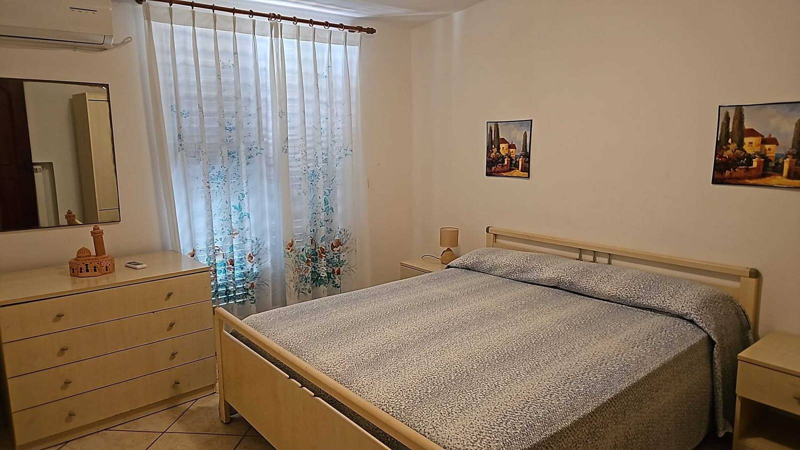 Ganze Wohnung, Appartamento Ortensia Mare mit Meerblick, Wlan und Klimaanlage in Licinella - Torre di Paestum, Cilento