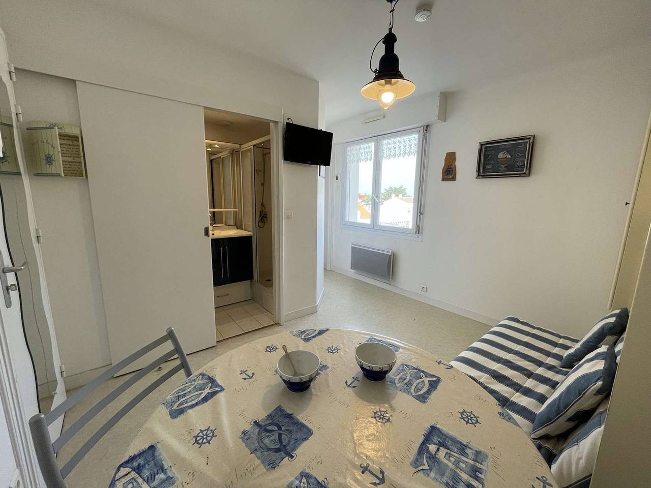 Apartamento entero, Estudio acogedor a 20m de la playa - 2 personas in Notre-Dame-de-Monts, Vandea