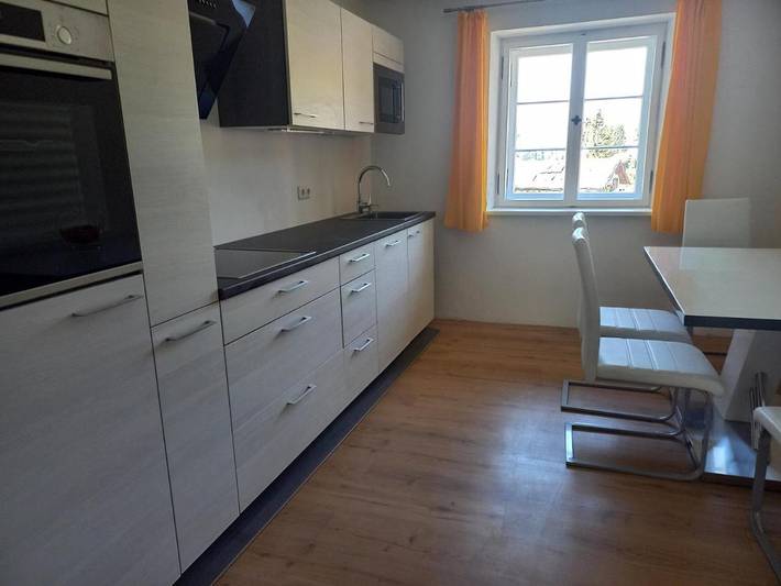 Ferienwohnung für 4 Personen, mit Ausblick und Garten in Ettal - 2