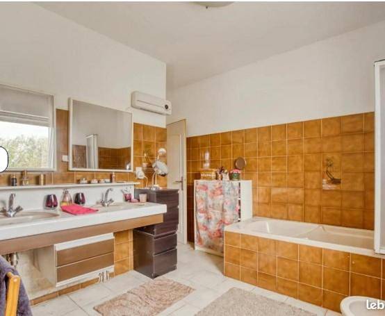 Location de vacances pour 6 personnes, avec terrasse, animaux acceptés à Charron - 3