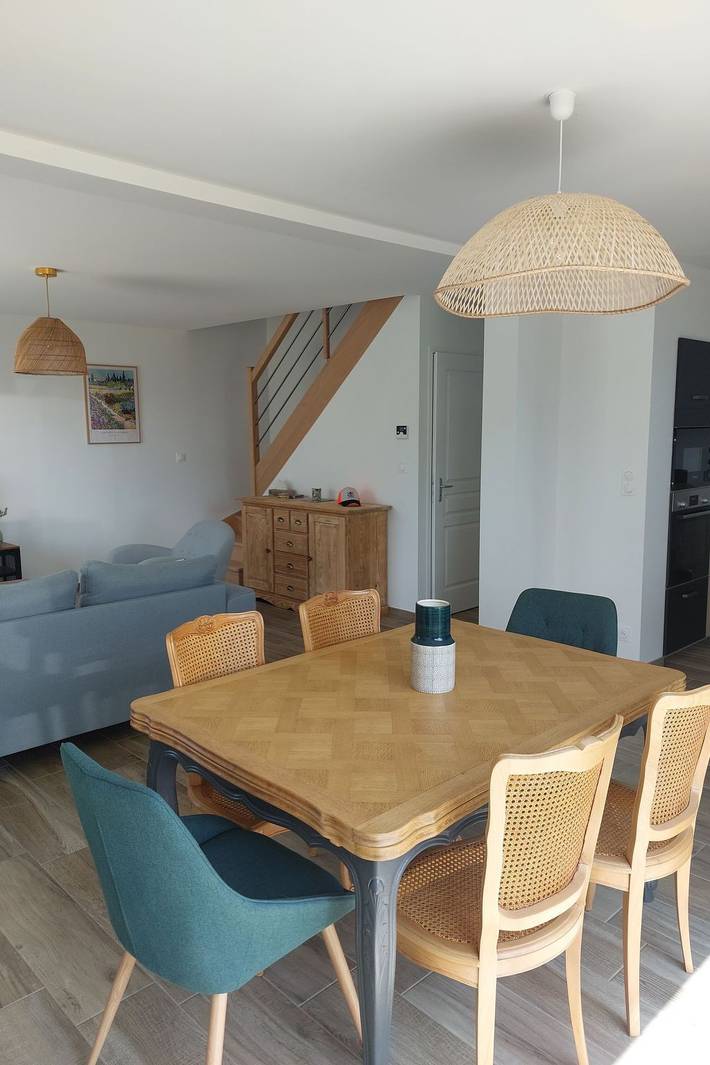 Location de vacances pour 6 personnes, avec jardin à Réville - 4