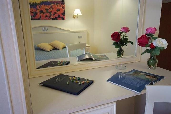 Hotel für 3 Personen, mit Balkon und Terrasse sowie Garten und Kinderpool in Sant'Andrea - 2