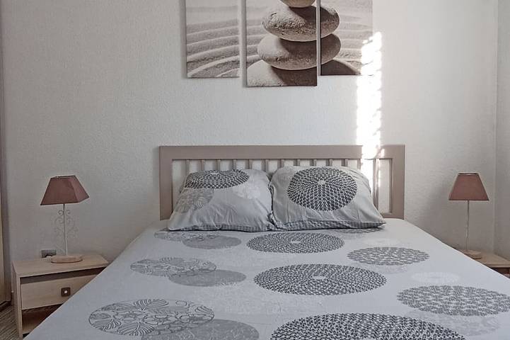 Ganze Wohnung, Wohnungsfüße im Wasser in Saint-Cyprien, Côte d'Améthyste