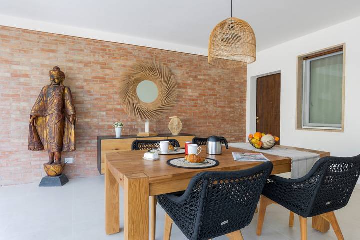 Appartamento intero, Appartamento "Garden Vill" con giardino, terrazza e Wi-Fi in San Benedetto (Peschiera del Garda), Peschiera del Garda