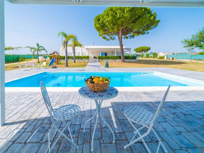 Location de vacances pour 8 personnes, avec jardin et piscine à Menfi - 4