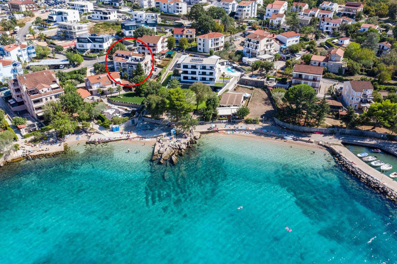 Entire holiday apartment, Holiday apartment close to the beach  in Zidarici, Krk