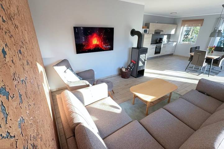 Ferienhaus für 4 Personen, mit Sauna und Pool sowie Garten in Burg auf Fehmarn und Umgebung