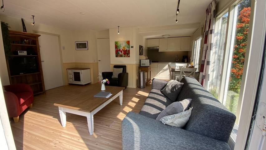 Ferienhaus für 4 Personen, mit Balkon/Terrasse und Terrasse in Renesse - 2
