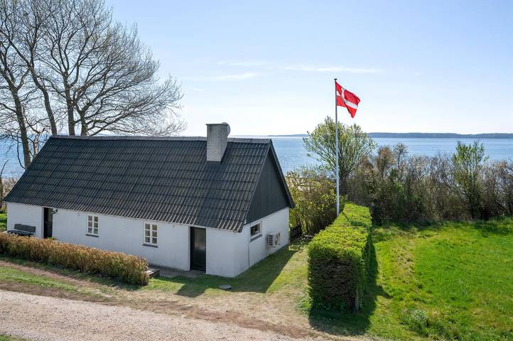 Ferienhaus mit Meerblick für 4 Personen, mit Garten