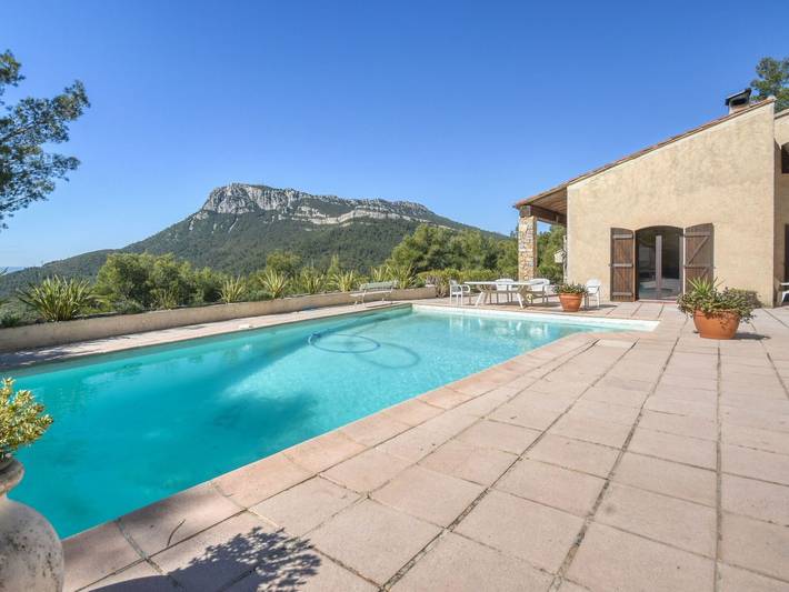 Location de vacances pour 6 personnes, avec jardin à Solliès-Ville - 3
