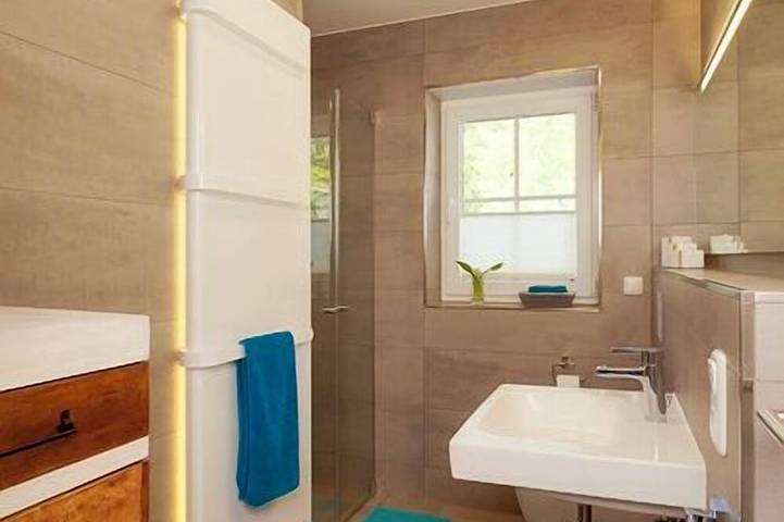 Ferienhaus für 4 Personen, mit Sauna und Garten sowie Terrasse in Peenemünde - 4