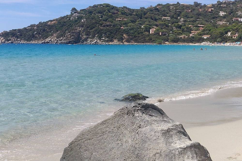 Panoramic villa 5 minutes walk from the sea in Torre delle Stelle, Maracalagonis
