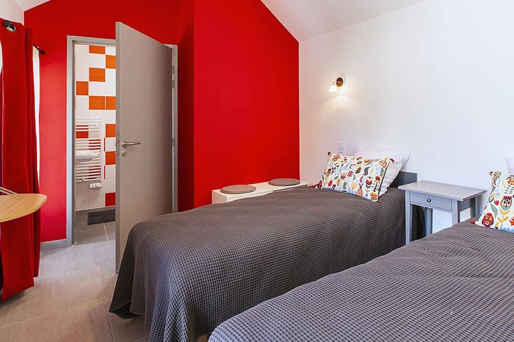 Geräumiges Ferienhaus in Sologne: 5 Schlafzimmer, 15 Personen, Behindertenzugänglich, Haustiere erlaubt in Marcilly-en-Gault, Sologne