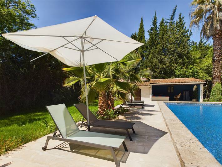 ¡Magnífico Mas Renovado con Piscina en la Tranquilidad de Mouriès! in Mouriès, Region de Arles