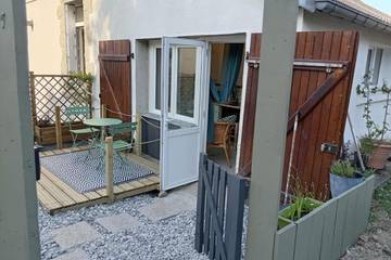 Gîte pour 2 personnes, avec terrasse et vue, animaux acceptés dans Forêt d'Huelgoat
