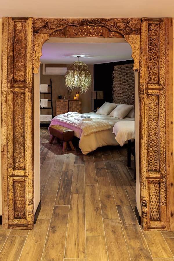Chambre d’hôte pour 2 personnes, avec Jacuzzi ainsi que Terrasse et Sauna