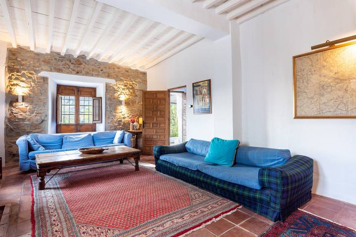 Vakantiehuis 'Finca Arroyo De Las Adelfas' met uitzicht op de bergen, privé zwembad en Wi-Fi in Palma-Palmilla, Malaga