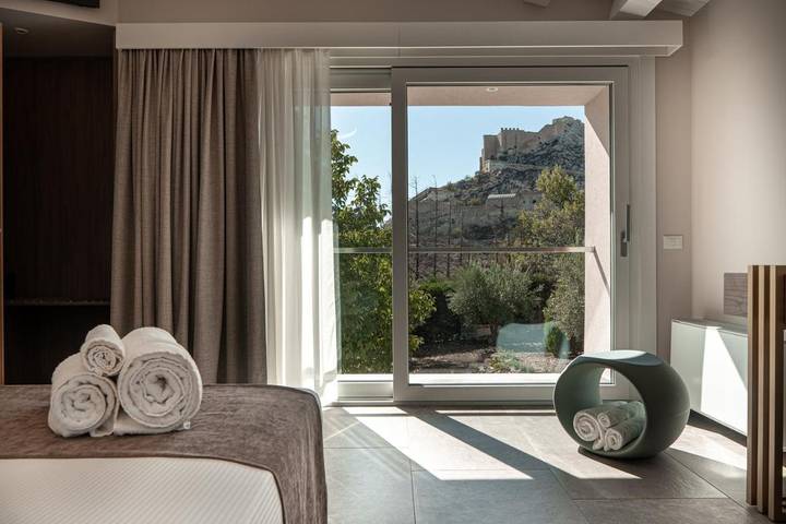 Location de vacances pour 2 personnes, avec vue et jardin à Mussomeli