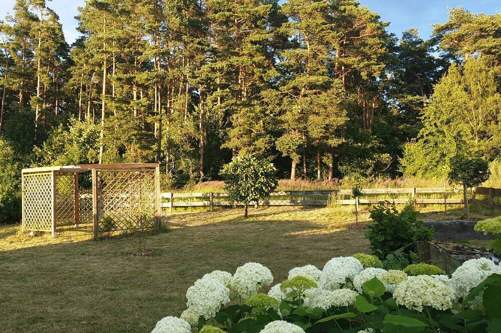 Ganze Wohnung, Ferienhaus am Wald * App. 2 in Usedom Stadt, Usedom