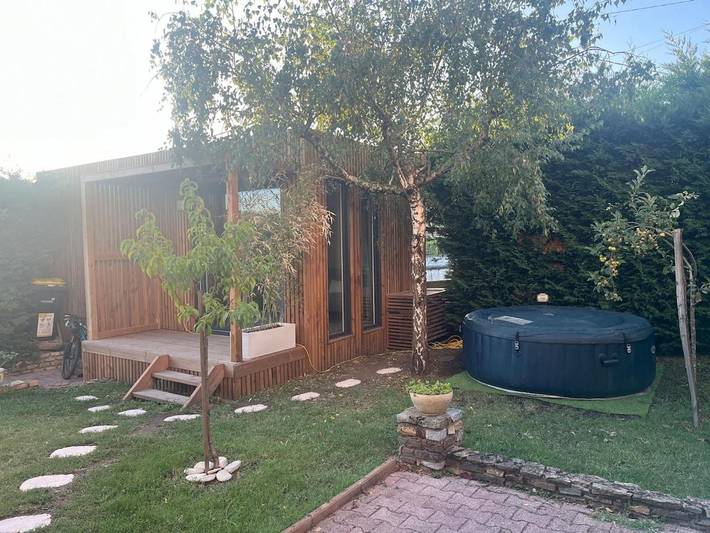 Gîte pour 2 personnes, avec terrasse et jacuzzi, animaux acceptés à Rive-de-Gier - 4