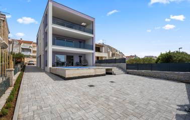 Apartament Wakacyjny dla 6 osoby w Srima, Żupania szybenicko-knińska, Zdjęcie 1