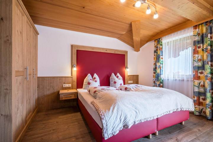 Doppelzimmer in Tuxer Alpen, Ried im Zillertal