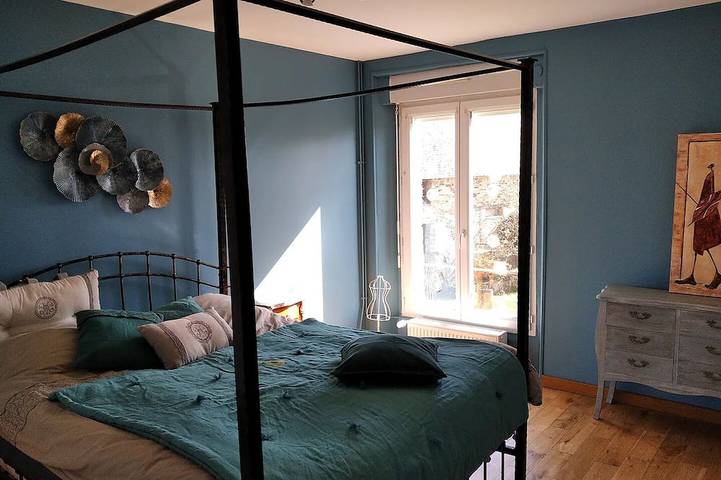 Location de vacances pour 6 personnes, avec jardin à Cahagnes - 3