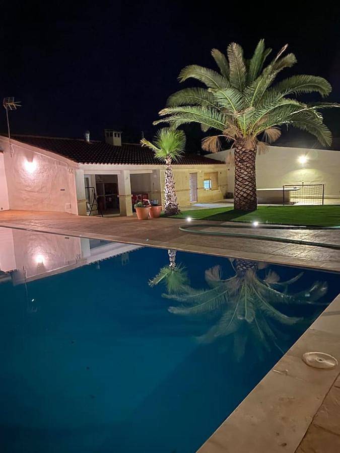 Casa de vacaciones para 16 personas, con vistas además de jardín y piscina, Se admiten mascotas en Provincia de Ciudad Real - 3