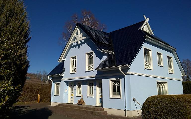 Ostseezwilling 2, traumhafte Doppelhaushälfte für 6 Personen in Zingst mit Kamin in Ostseebad Zingst, Zingst