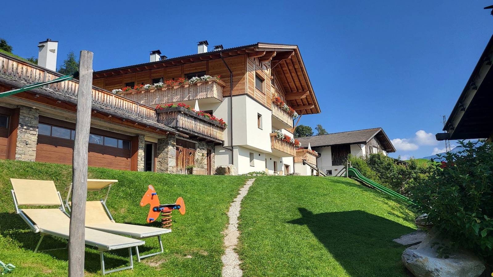 Ganze Wohnung, Apartment 'Waldes Duft - Patleidhof' mit Bergblick und privater Sauna am Balkon in Naturns, Texelgruppe