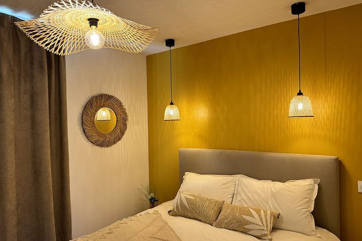 Ganze Wohnung, Cozy Niort Yellow Pink _ 2- in Niort, Niort und Umgebung