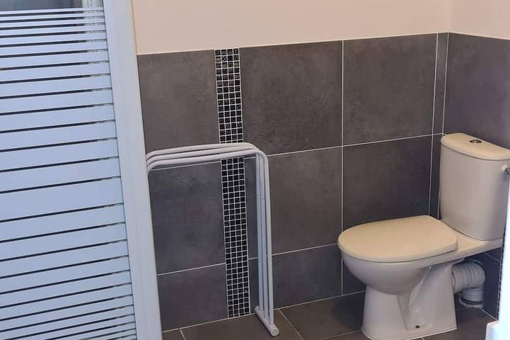 Appartement entier, Gite "La Nayade" 2 pers climatisé centre Vallon Pont d'Arc in Vallon-Pont-d'Arc, Gorges de l’Ardèche