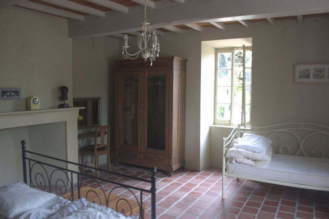 Les Oliviers - Chambre Olive in Auriébat, Hautes-Pyrénées